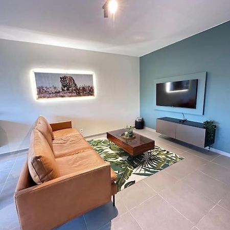 Mons - Superbe Appartement 2Ch - Parking Gratuit Екстер'єр фото